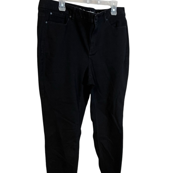 A black Jean by Addition Elle in size 20 - Picture 2 of 6